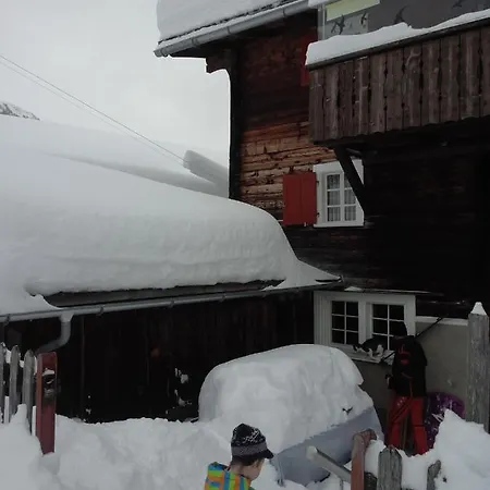 Tgesa Felici 아파트 *